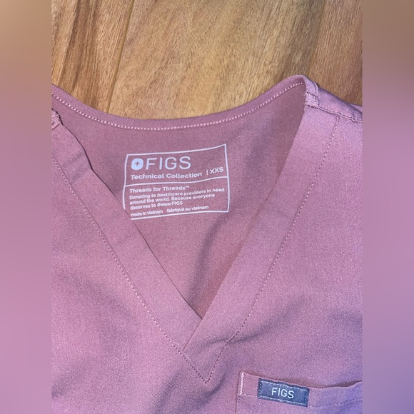 Limited Edition Figs Scrub Set Mineral Mauve Blue Drawstring - Picture 5 of 9